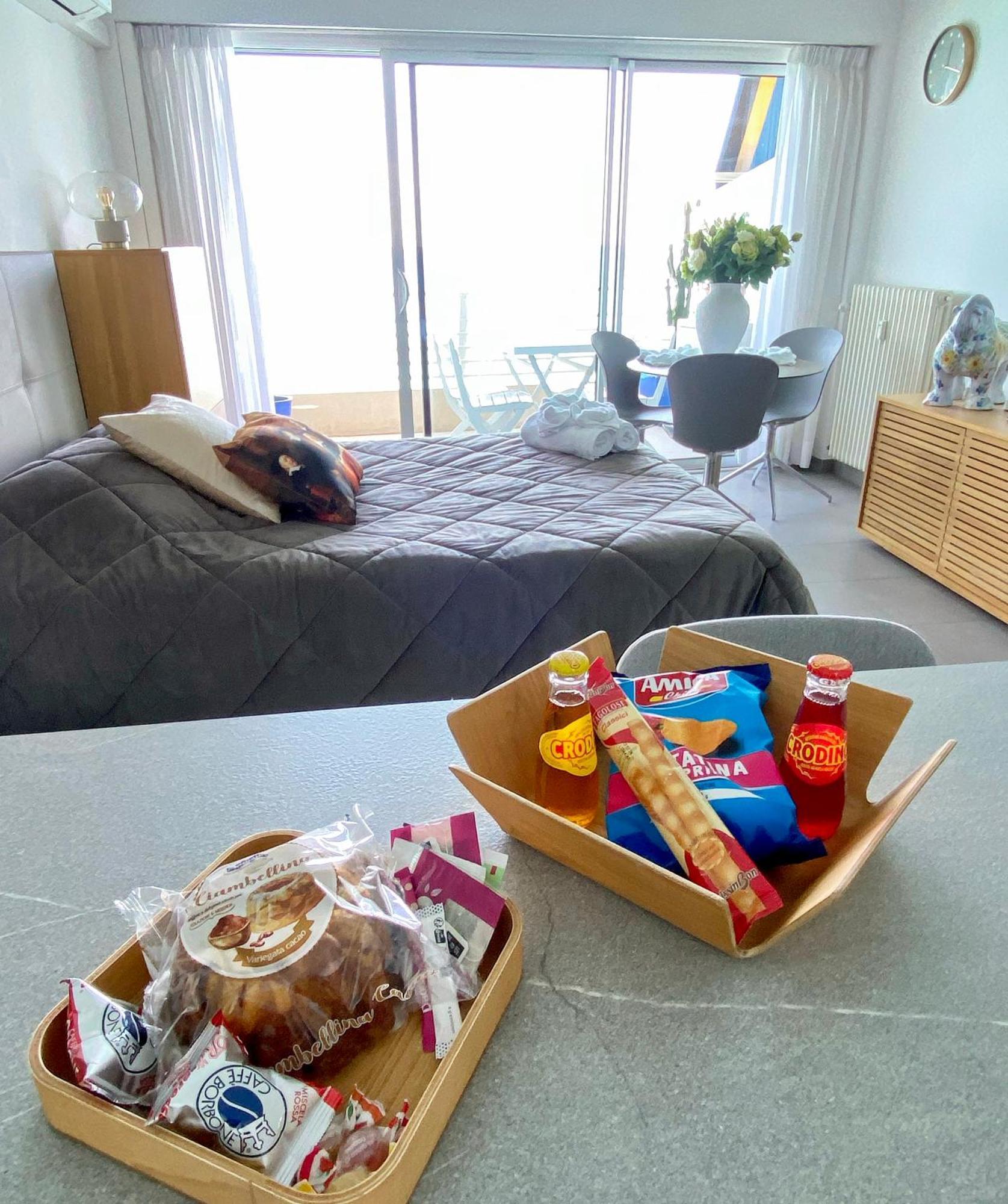 Apartmán Sea View Studio, Huge Terrace On The 4Th Floor Menton Exteriér fotografie
